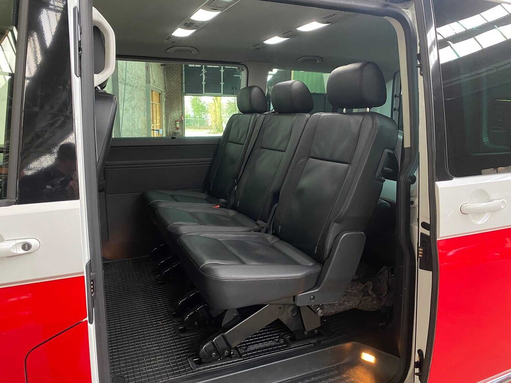 Volkswagen Caravelle Transporter Kombi 2.0 TDI L1H2 Highline 204hp 2018, H-298-LN