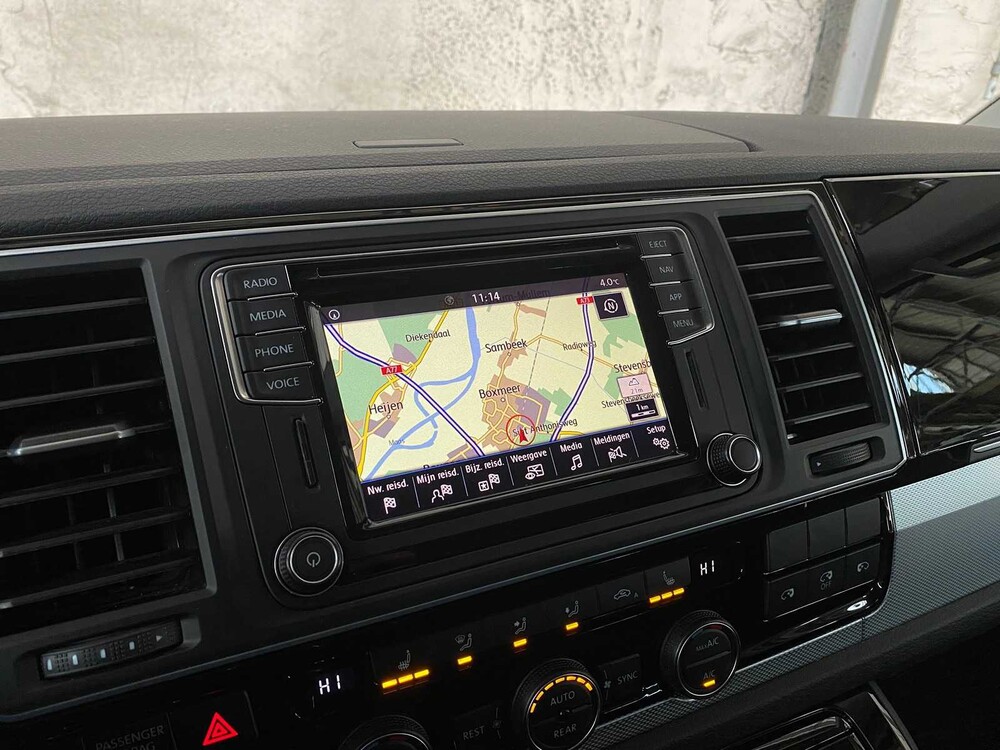 Volkswagen Caravelle Transporter Kombi 2.0 TDI L1H2 Highline 204hp 2018, H-298-LN