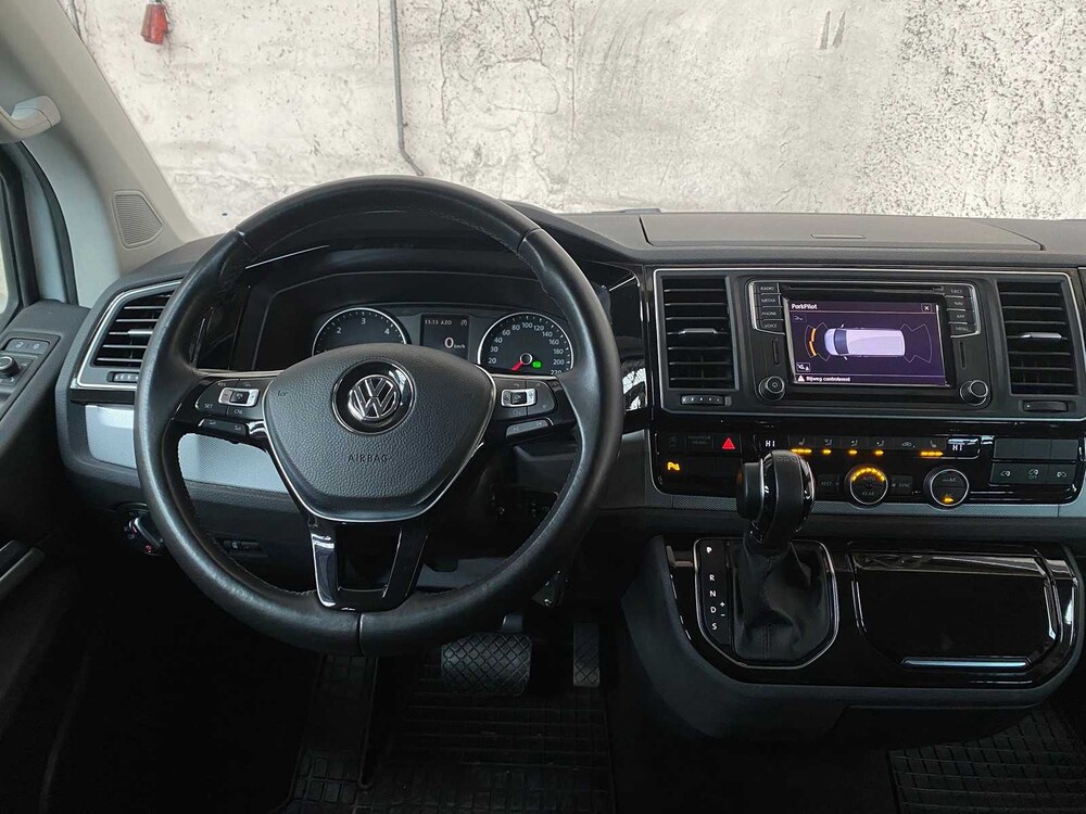 Volkswagen Caravelle Transporter Kombi 2.0 TDI L1H2 Highline 204hp 2018, H-298-LN