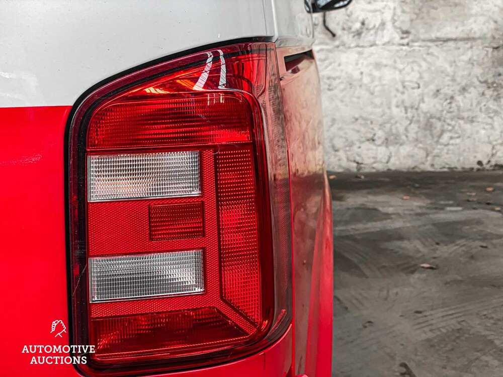 Volkswagen Caravelle Transporter Kombi 2.0 TDI L1H2 Highline 204hp 2018, H-298-LN