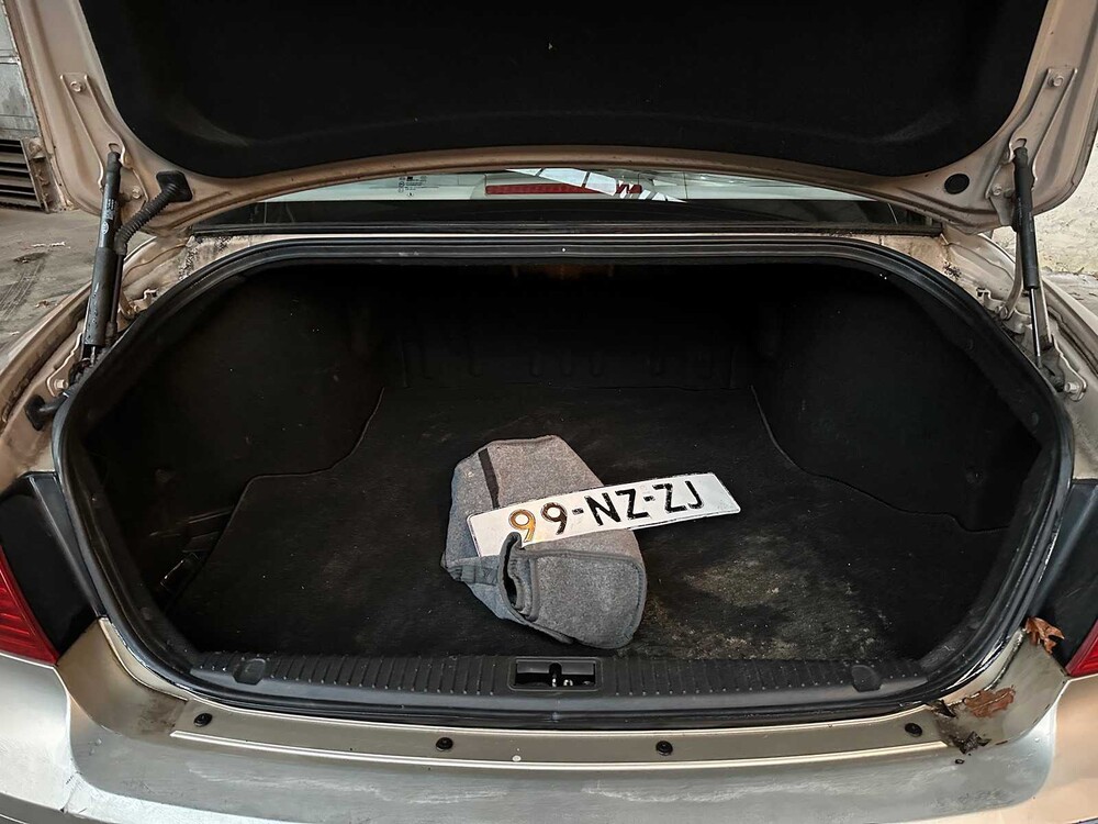 Kia Opirus 3.5 V6 203hp 2004 -Orig. NL-, 99-NZ-ZJ