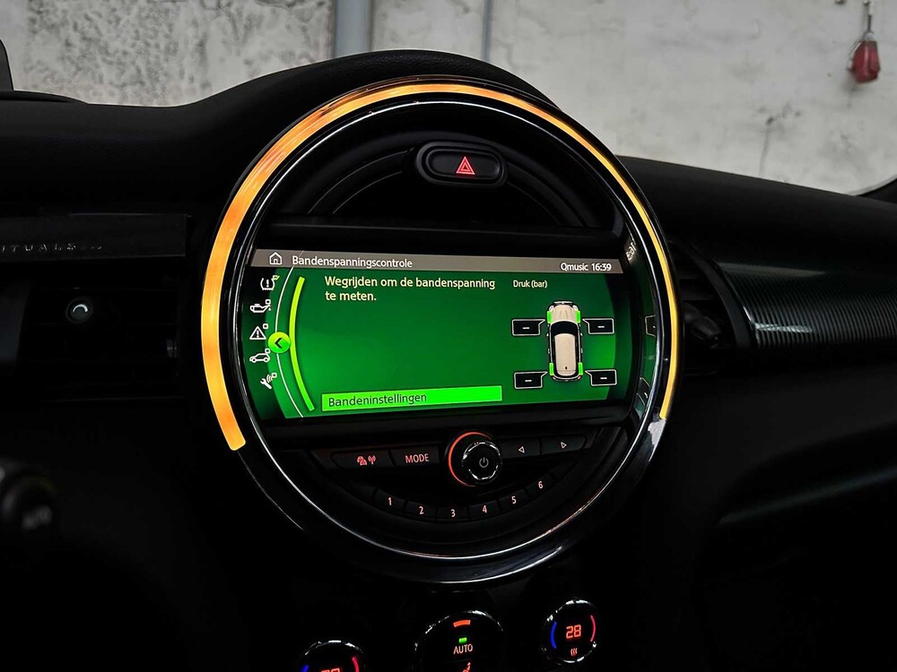 Mini 1.5 Cooper 60 Years Edition 136hp 2019 -Orig. NL-, ZL-236-Z