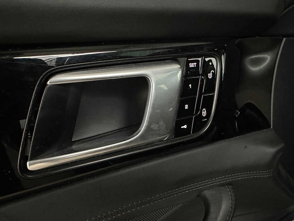 Porsche Panamera 4S 4.0 V8 422PS Sport-Chrono 2016 