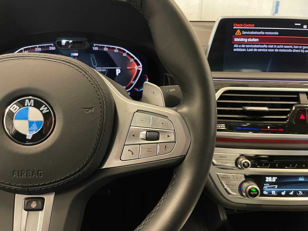 BMW 740d M-Sport xDrive High Executive G11 340PS 2022 ORIG-NL 7er, P-964-RZ