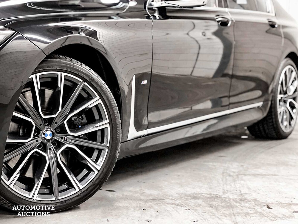 BMW 740d M-Sport xDrive High Executive G11 340PS 2022 ORIG-NL 7er, P-964-RZ