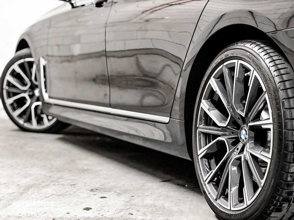 BMW 740d M-Sport xDrive High Executive G11 340PS 2022 ORIG-NL 7er, P-964-RZ