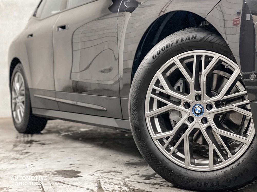 BMW iX xDrive40 Business High Executive Edition Plus 77 kWh 326PS 2023 ORIG-NL, S-978-TG