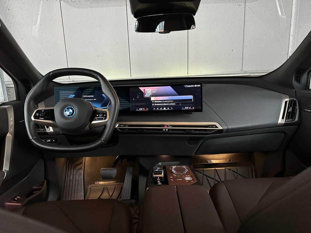 BMW iX xDrive40 Business High Executive Edition Plus 77 kWh 326PS 2023 ORIG-NL, S-978-TG