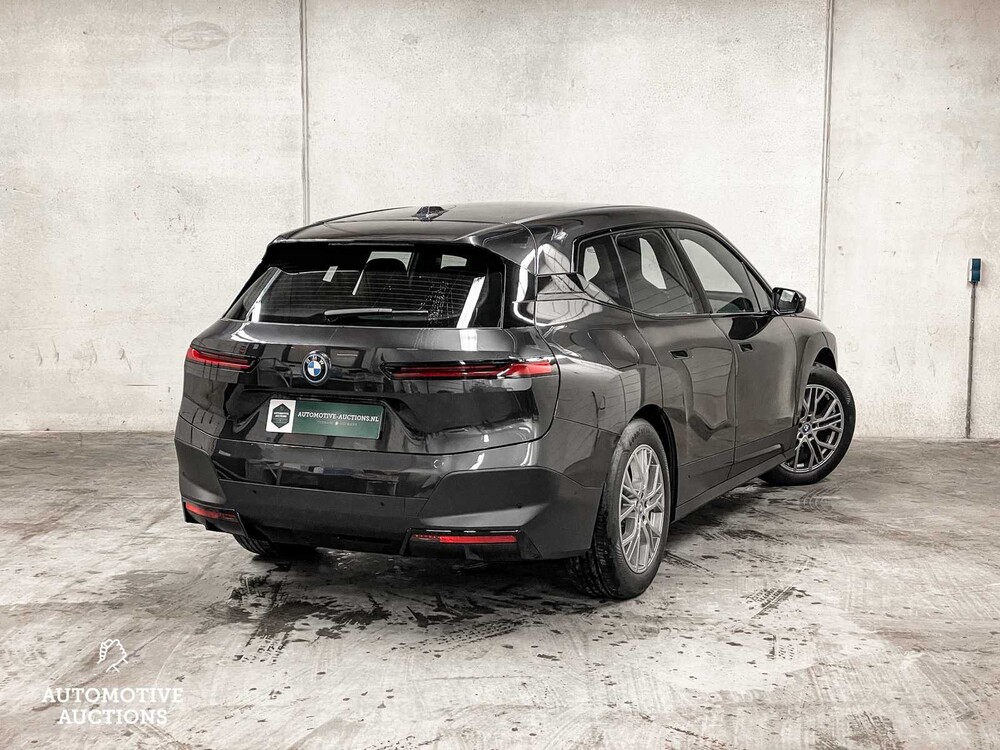 BMW iX xDrive40 Business High Executive Edition Plus 77 kWh 326PS 2023 ORIG-NL, S-978-TG