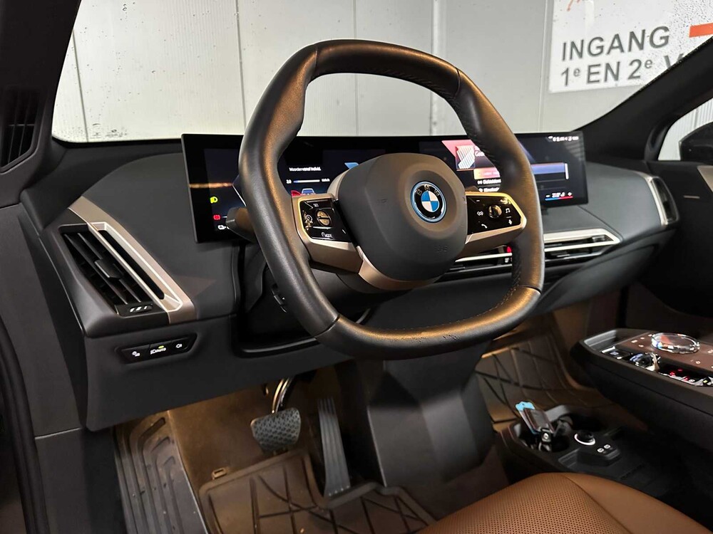 BMW iX xDrive40 Business High Executive Edition Plus 77 kWh 326PS 2023 ORIG-NL, S-978-TG
