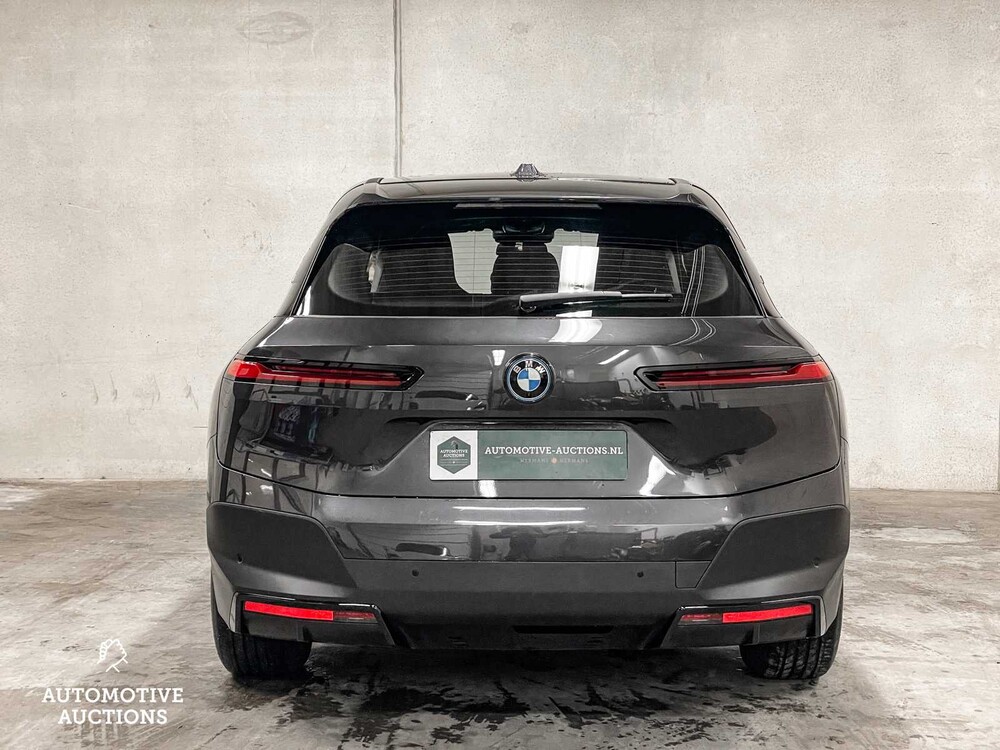 BMW iX xDrive40 Business High Executive Edition Plus 77 kWh 326PS 2023 ORIG-NL, S-978-TG