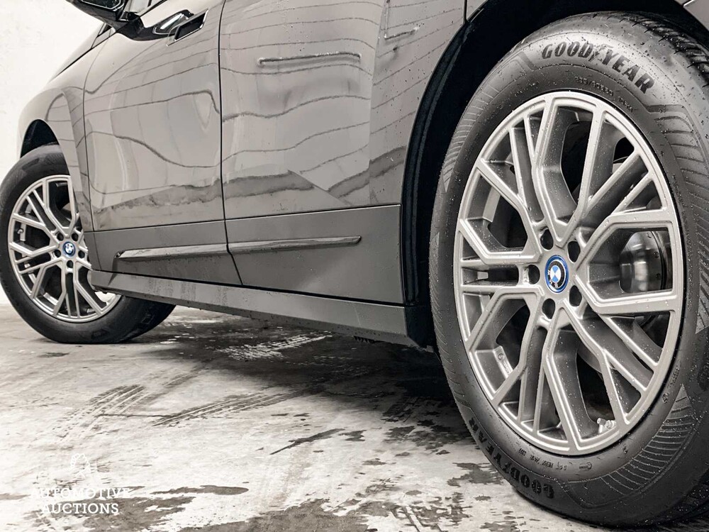 BMW iX xDrive40 Business High Executive Edition Plus 77 kWh 326PS 2023 ORIG-NL, S-978-TG