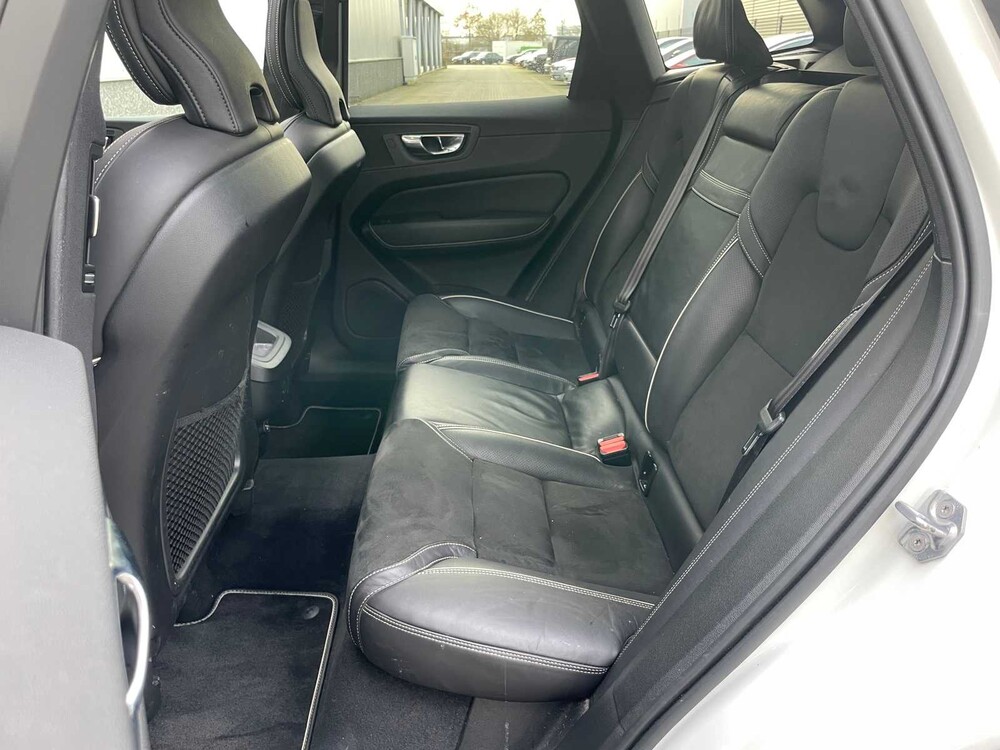 Volvo XC60 R-Design 2.0 D4 190PS 2019 ORIG-NL, XN-859-G