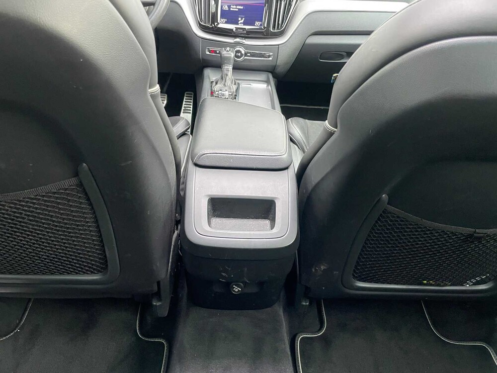 Volvo XC60 R-Design 2.0 D4 190PS 2019 ORIG-NL, XN-859-G