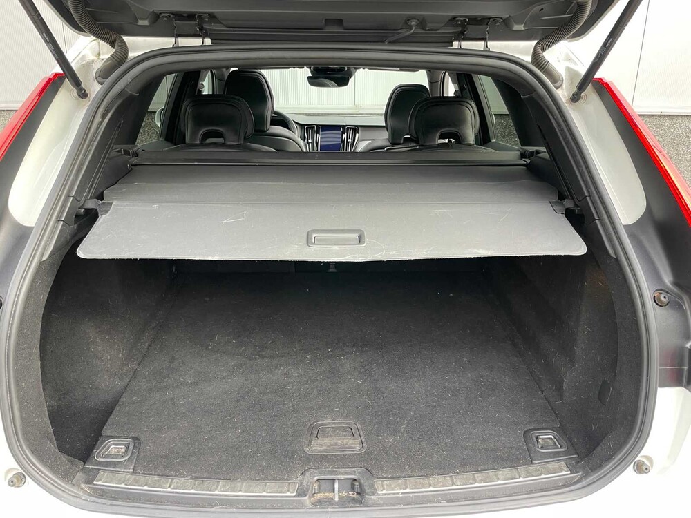 Volvo XC60 R-Design 2.0 D4 190PS 2019 ORIG-NL, XN-859-G