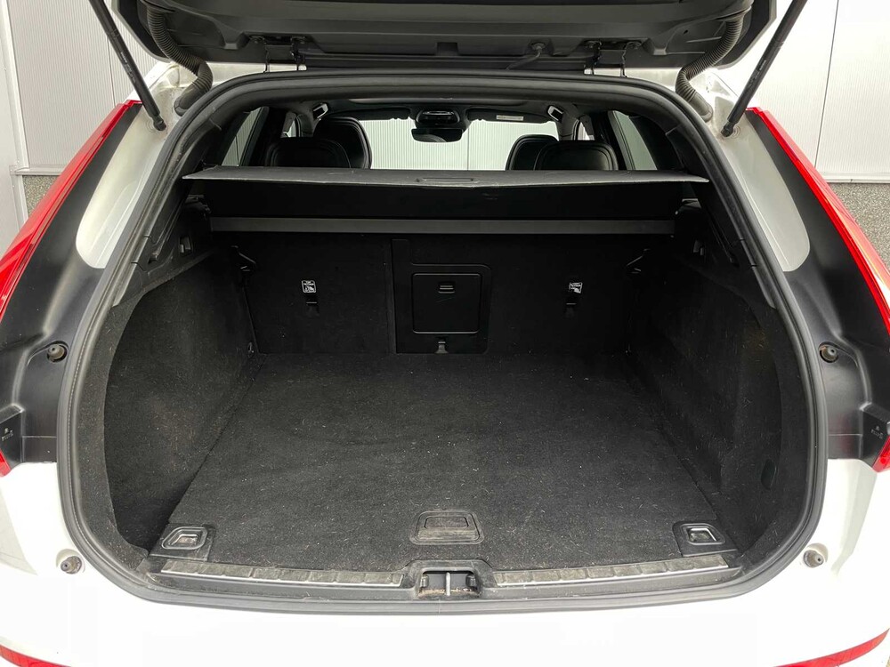 Volvo XC60 R-Design 2.0 D4 190PS 2019 ORIG-NL, XN-859-G