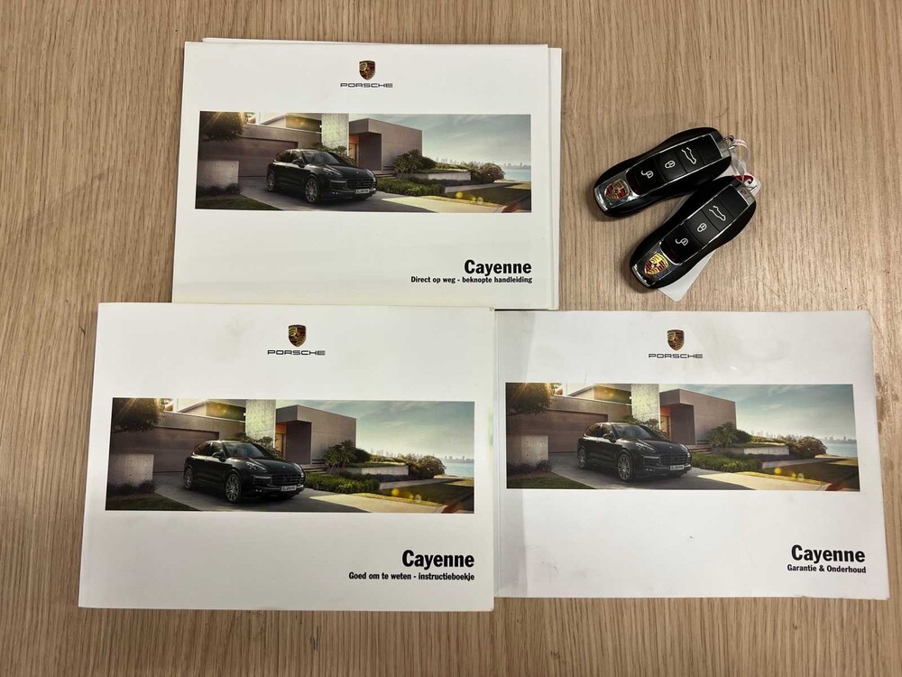 Porsche Cayenne 3.0 D V6 Platinum Edition 262PS 2017 ORIG-NL, NB-960-F