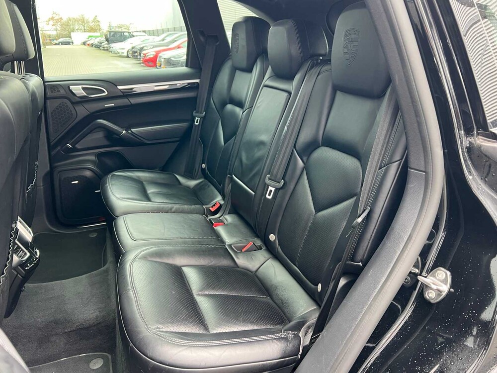 Porsche Cayenne 3.0 D V6 Platinum Edition 262PS 2017 ORIG-NL, NB-960-F