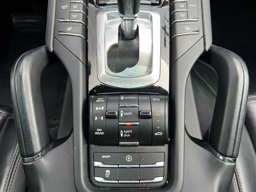 Porsche Cayenne 3.0 D V6 Platinum Edition 262PS 2017 ORIG-NL, NB-960-F