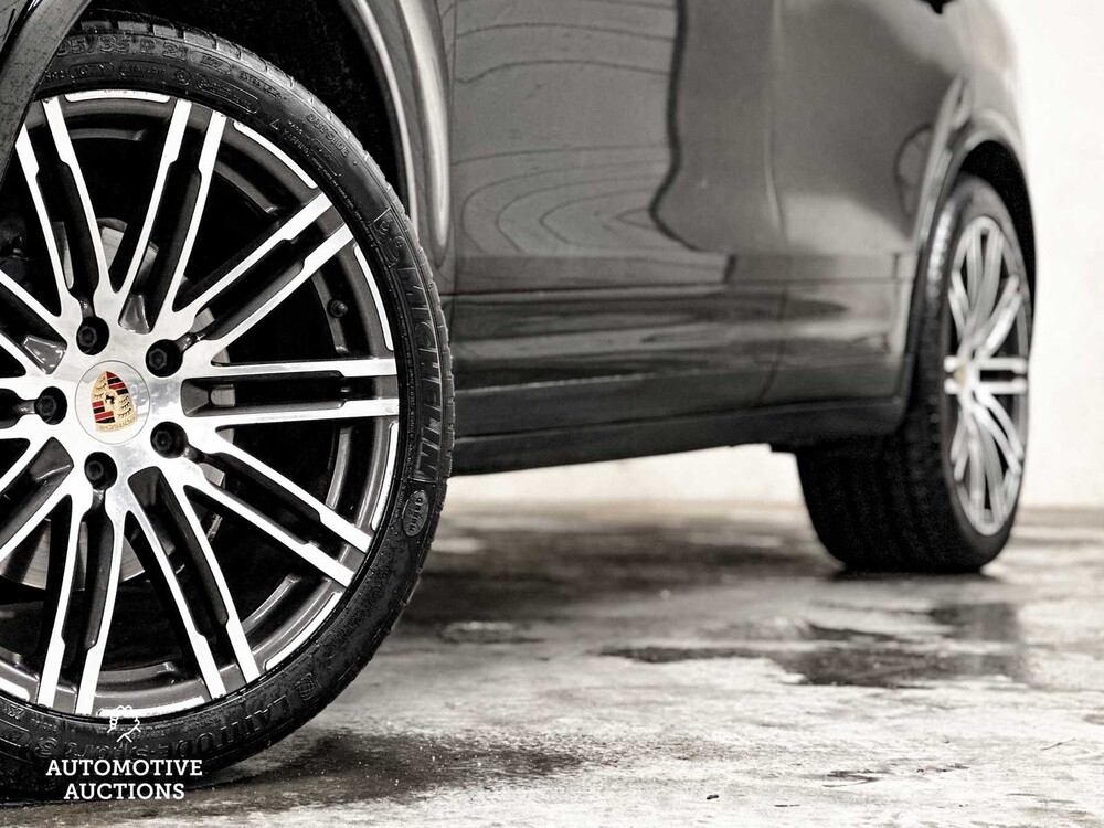 Porsche Cayenne 3.0 D V6 Platinum Edition 262PS 2017 ORIG-NL, NB-960-F