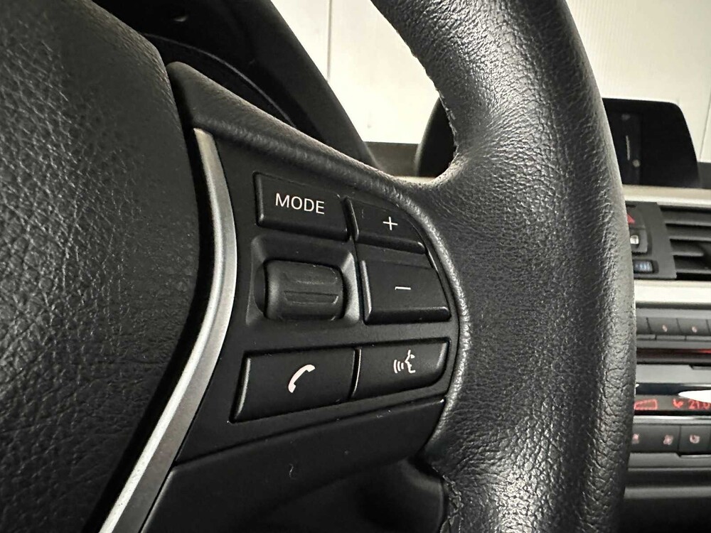 BMW 316d Touring Executive 116PS 2015 -Automatik- ORIG-NL, GK-739-J