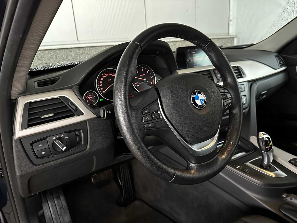 BMW 316d Touring Executive 116PS 2015 -Automatik- ORIG-NL, GK-739-J