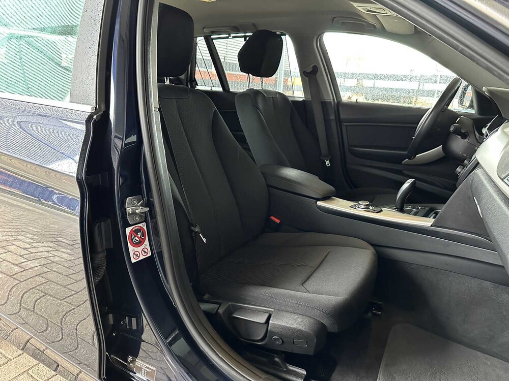 BMW 316d Touring Executive 116PS 2015 -Automatik- ORIG-NL, GK-739-J