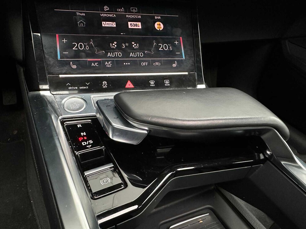 Audi E-Tron 50 Quattro Launch Edition Plus 71 kWh 313PS 2019, H-921-BH