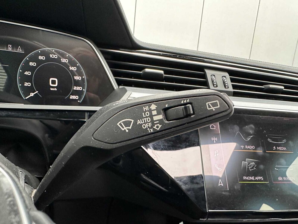 Audi E-Tron 50 Quattro Launch Edition Plus 71 kWh 313PS 2019, H-921-BH