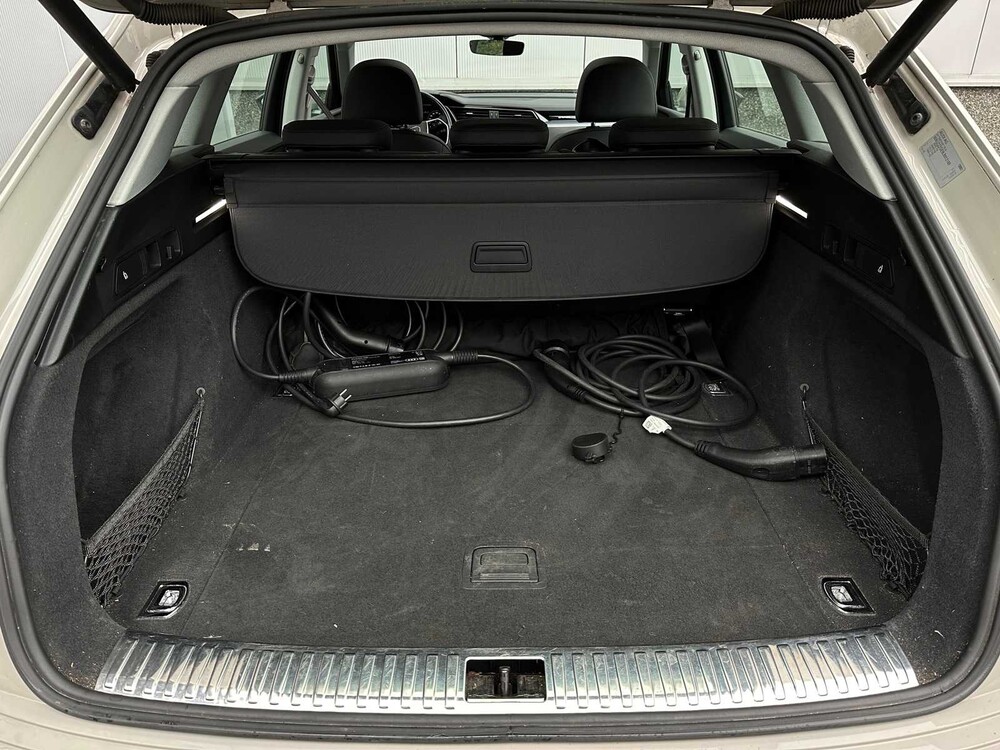 Audi E-Tron 50 Quattro Launch Edition Plus 71 kWh 313PS 2019, H-921-BH