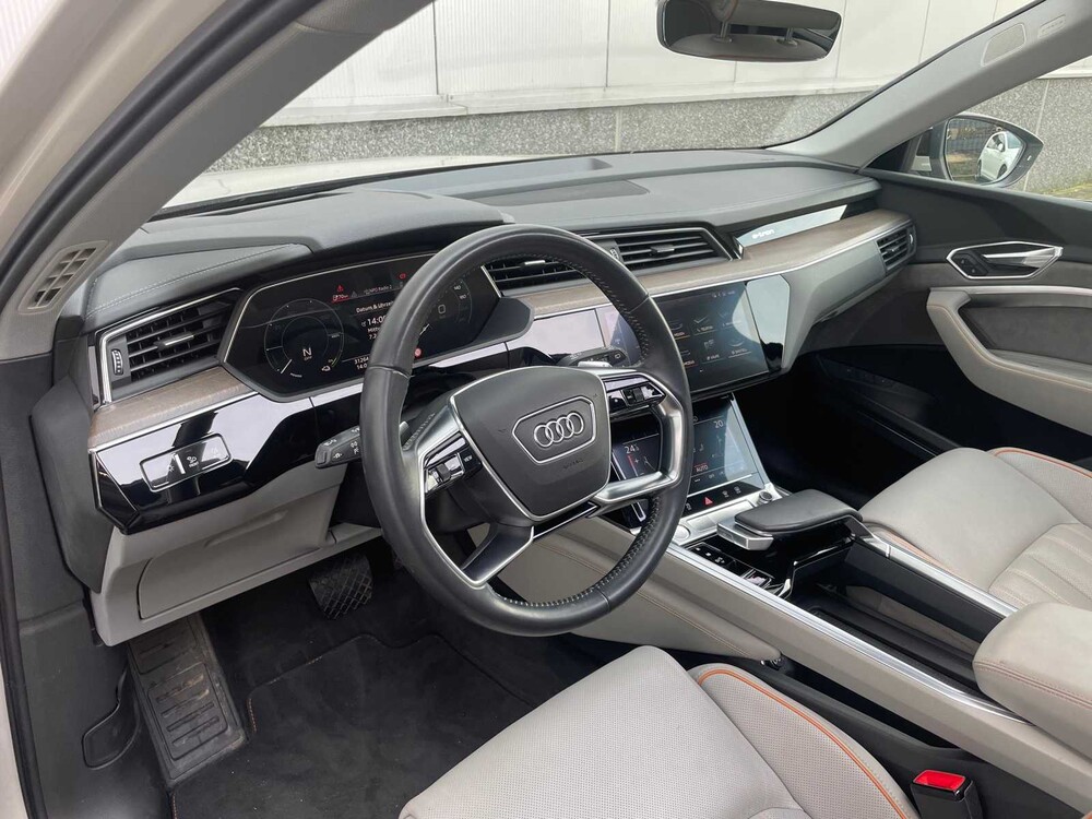 Audi E-Tron 55 Quattro Advance Pro Line Plus 360PS 2018, L-747-JS