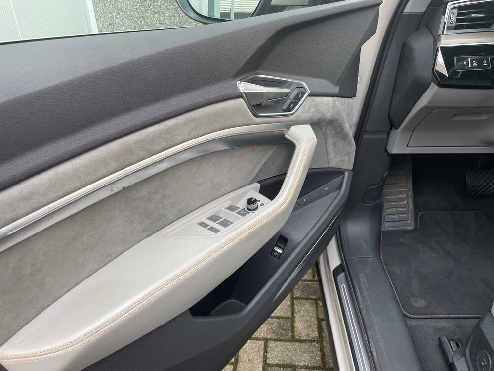 Audi E-Tron 55 Quattro Advance Pro Line Plus 360PS 2018, L-747-JS