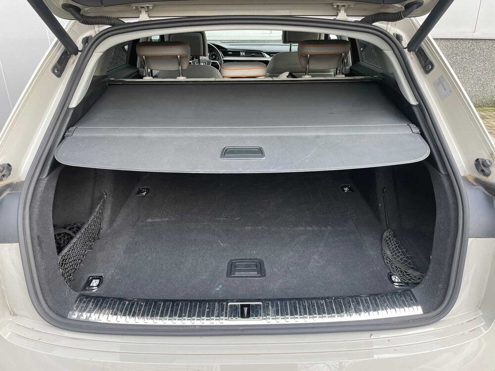 Audi E-Tron 55 Quattro Advance Pro Line Plus 360PS 2018, L-747-JS