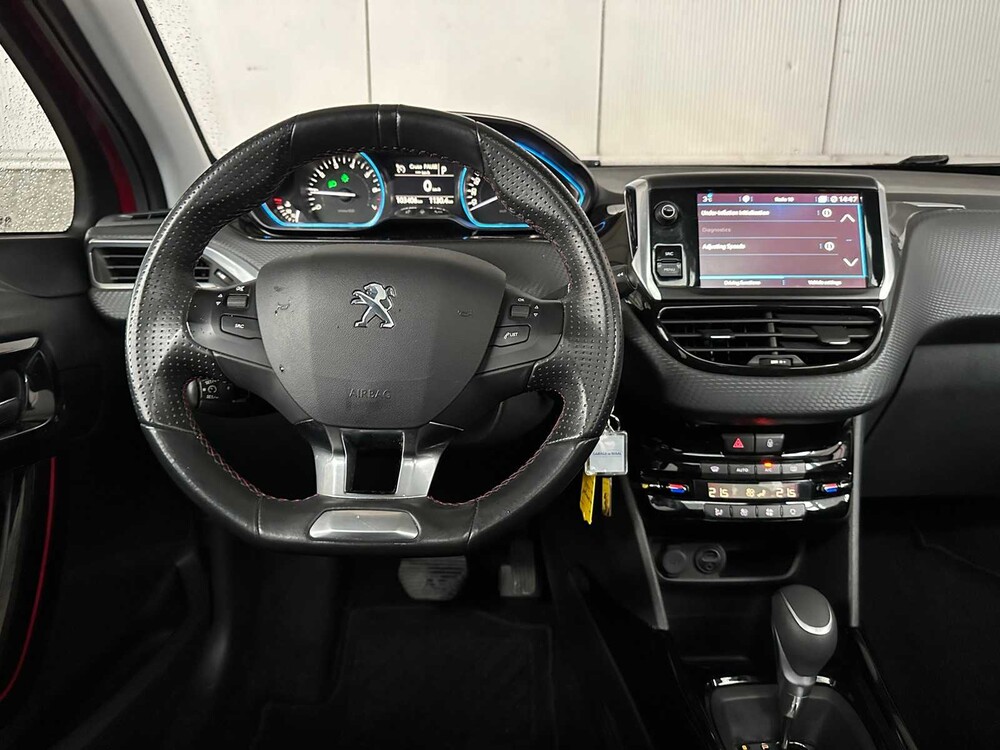 Peugeot 2008 1.2 PureTech Allure 110PS 2017, SZ-144-F