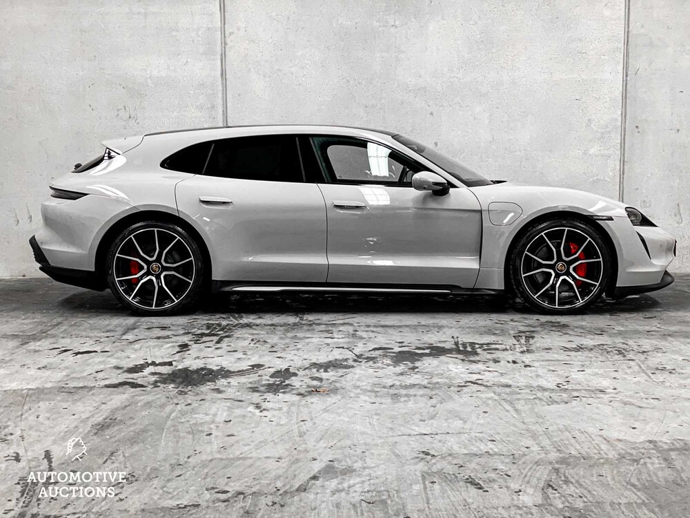 Porsche Taycan Sport Turismo 79 kWh 326PS 2022, P-060-TL
