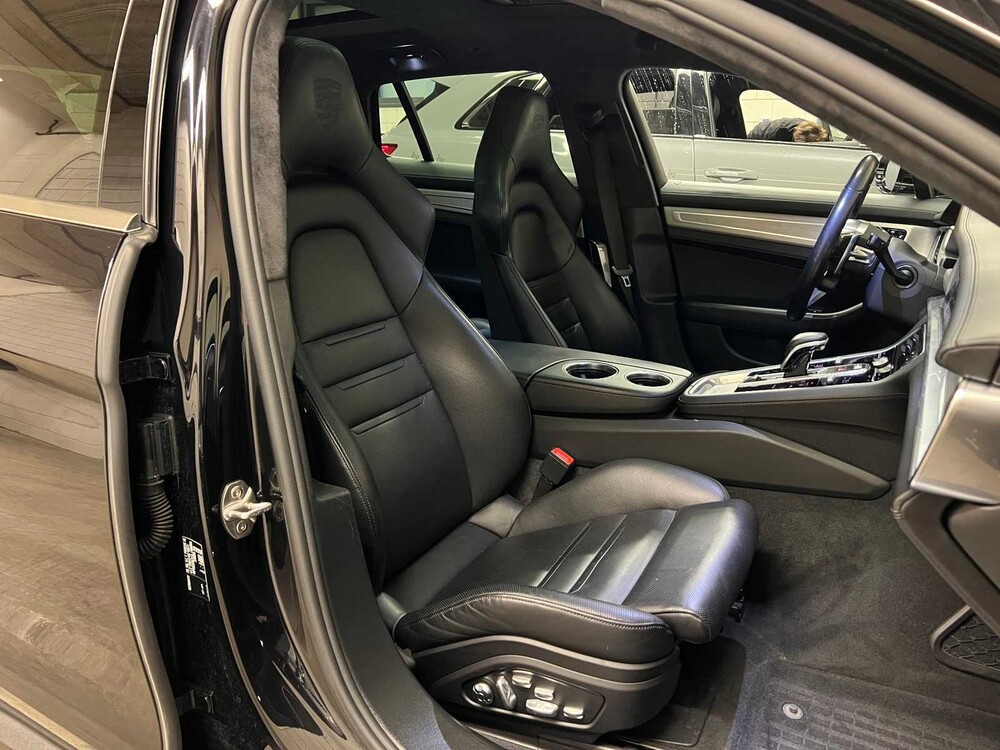 Porsche Panamera Sport Turismo Turbo S E-Hybrid 4.0 V8 680PS 2018 Sport-Chrono