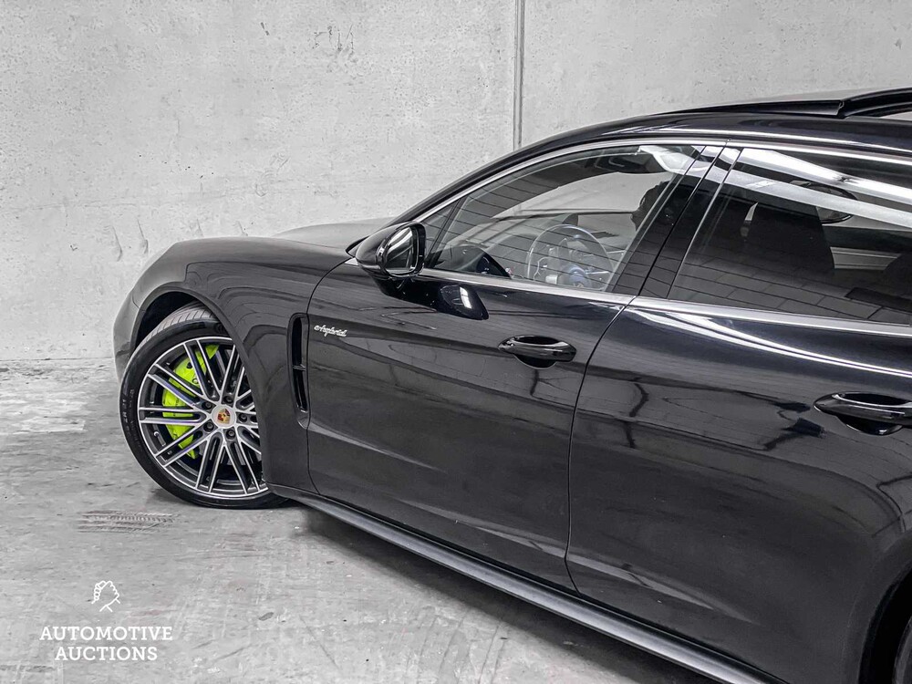 Porsche Panamera Sport Turismo Turbo S E-Hybrid 4.0 V8 680PS 2018 Sport-Chrono