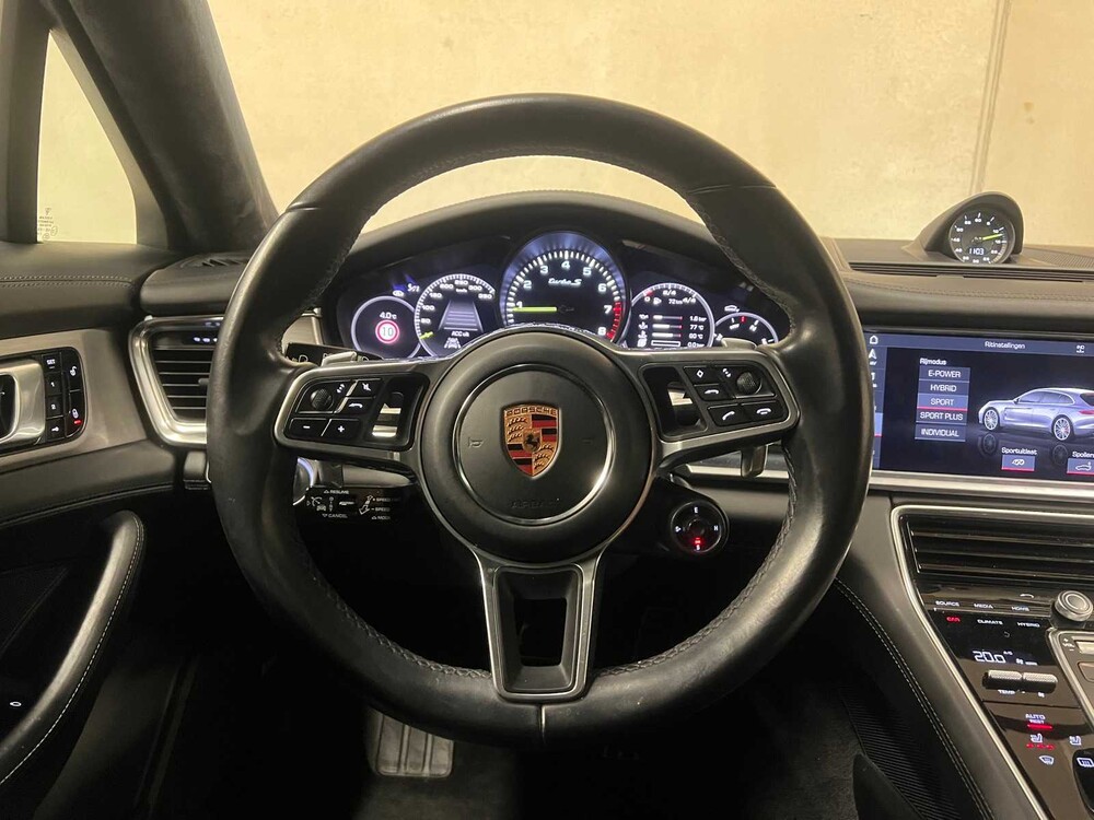 Porsche Panamera Sport Turismo Turbo S E-Hybrid 4.0 V8 680PS 2018 Sport-Chrono