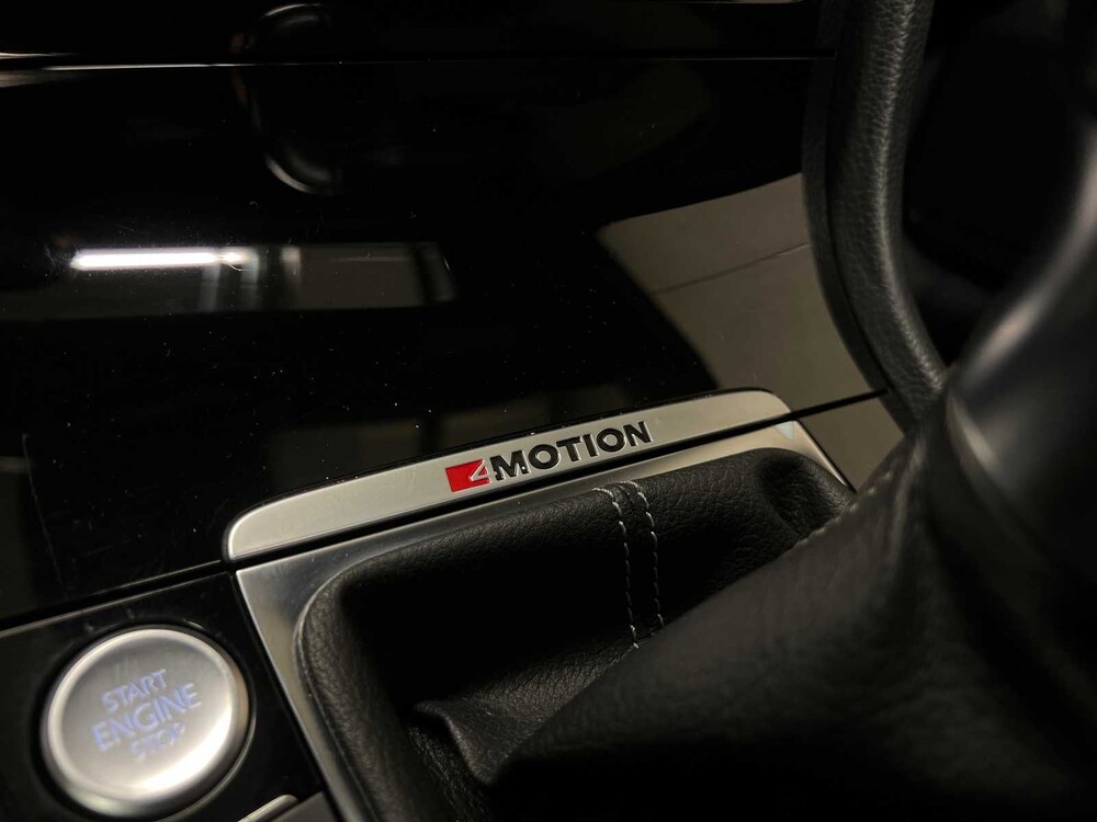 Volkswagen Golf R VII 2.0 TSI 4Motion 370PS 2015, SH-961-J