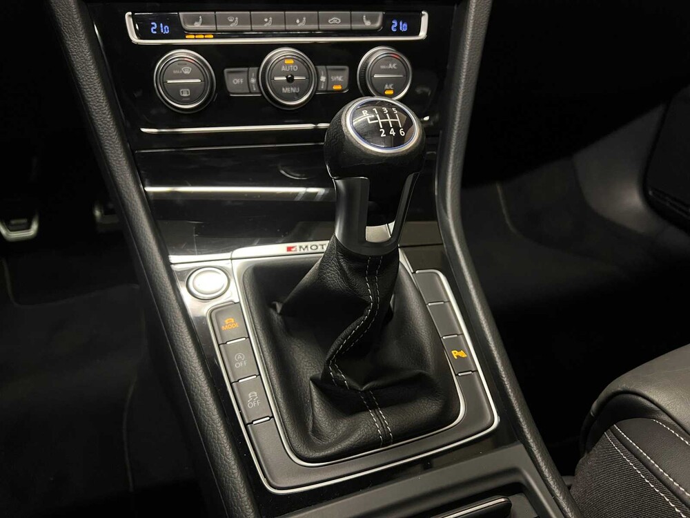 Volkswagen Golf R VII 2.0 TSI 4Motion 370PS 2015, SH-961-J