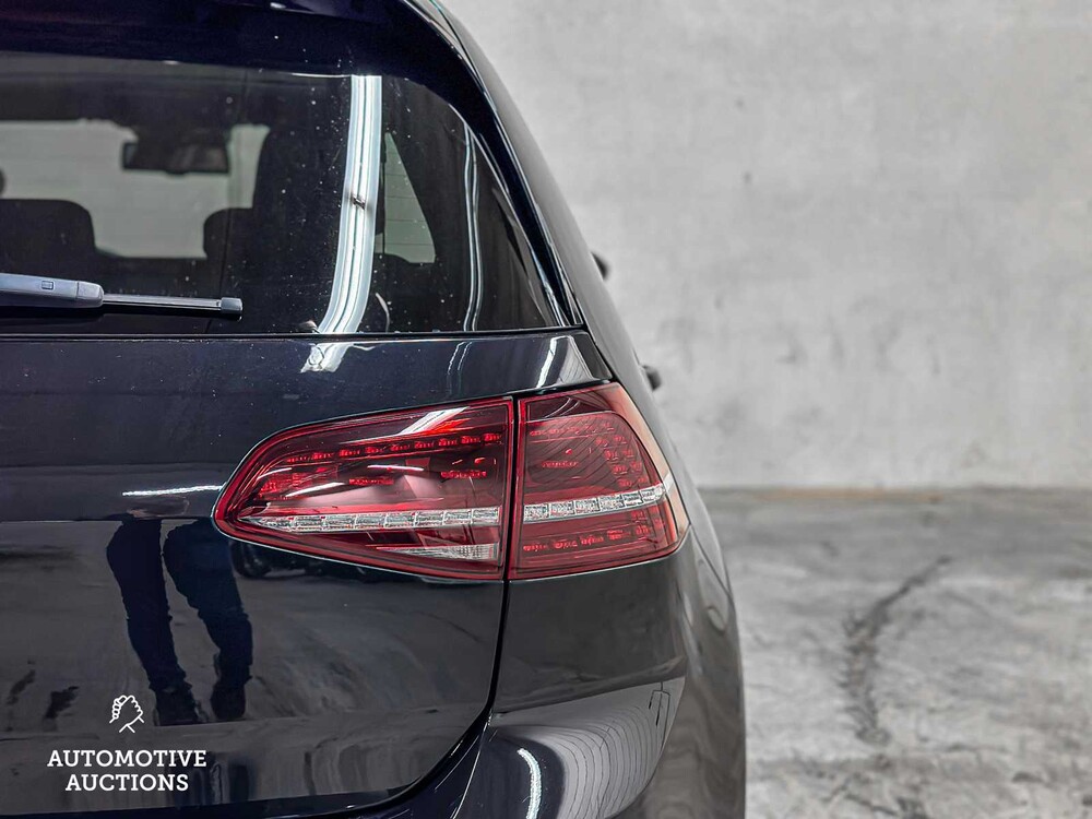 Volkswagen Golf R VII 2.0 TSI 4Motion 370PS 2015, SH-961-J