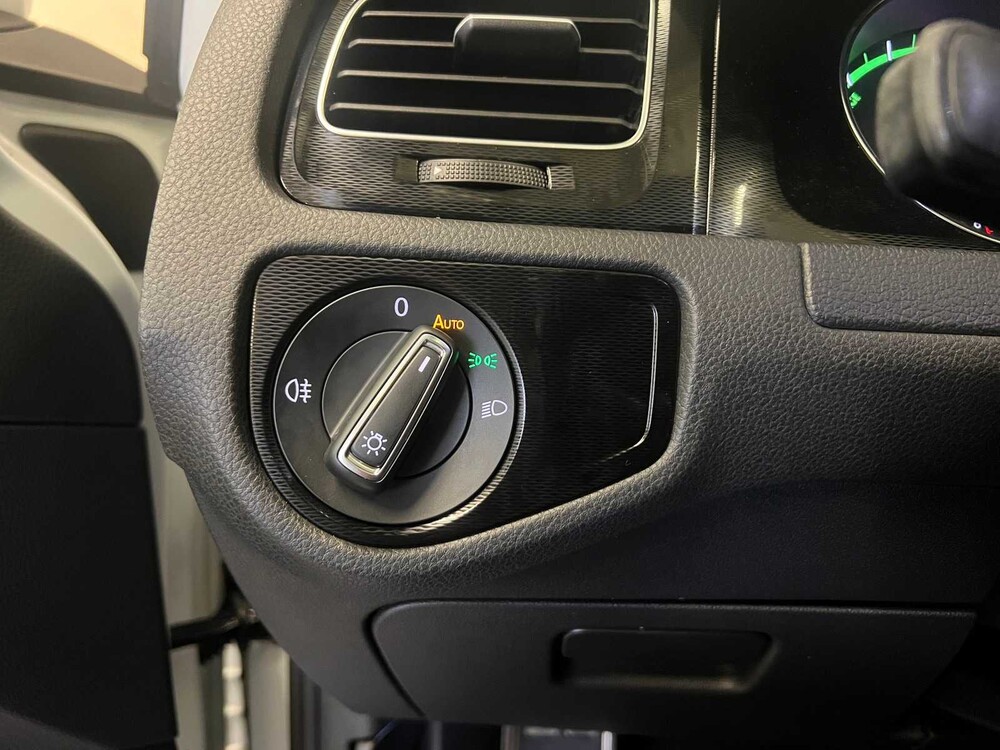 Volkswagen Golf GTE 1.4 TSI 204PS Plug-In Hybrid 2015 ORIG-NL, GL-329-J