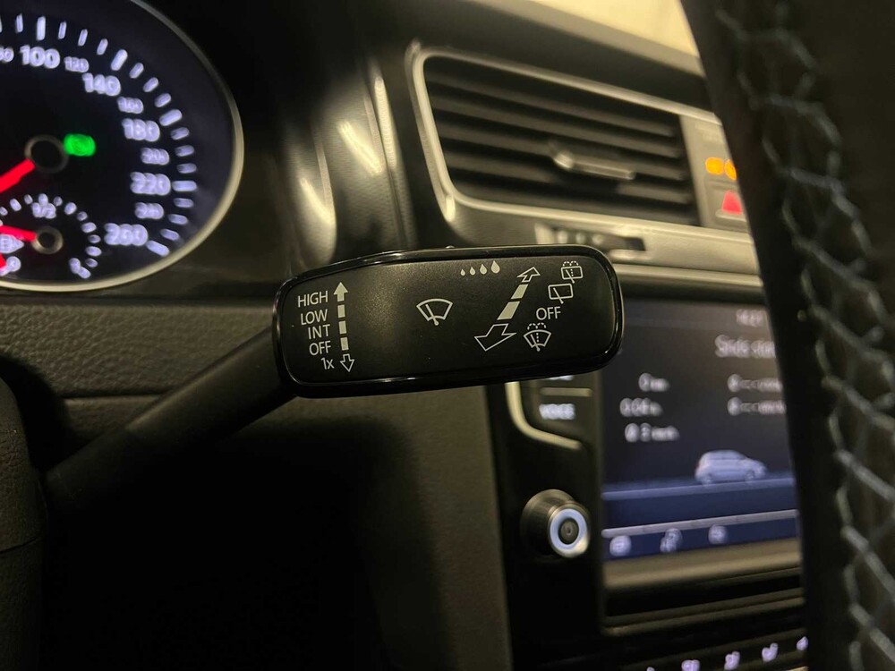 Volkswagen Golf GTE 1.4 TSI 204PS Plug-In Hybrid 2015 ORIG-NL, GL-329-J