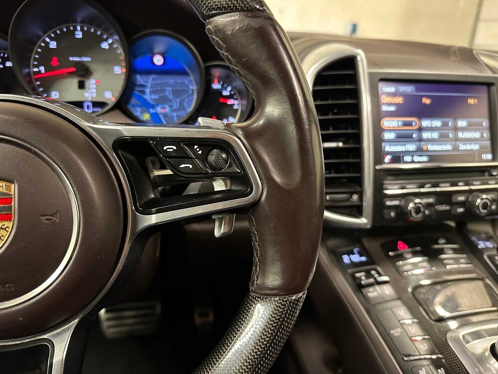 Porsche Cayenne S 4.2 D V8 385PS 2015, niederländische Zulassung