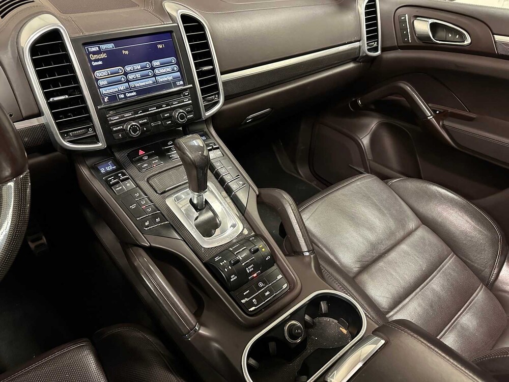 Porsche Cayenne S 4.2 D V8 385PS 2015, niederländische Zulassung