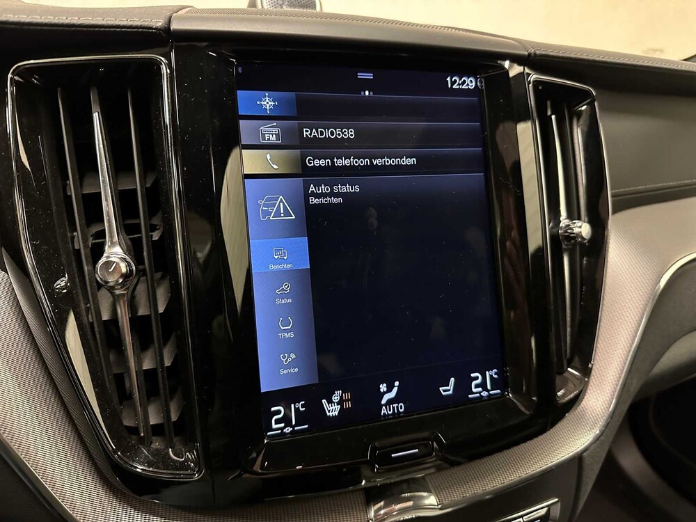 Volvo XC60 2.0 D5 AWD R-Design 235PS 2019 ORIG-NL, XS-033-S