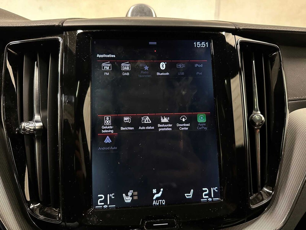 Volvo XC60 2.0 T8 Twin Engine AWD Beschriftung 320PS 2018 ORIG-NL, RT-437-X