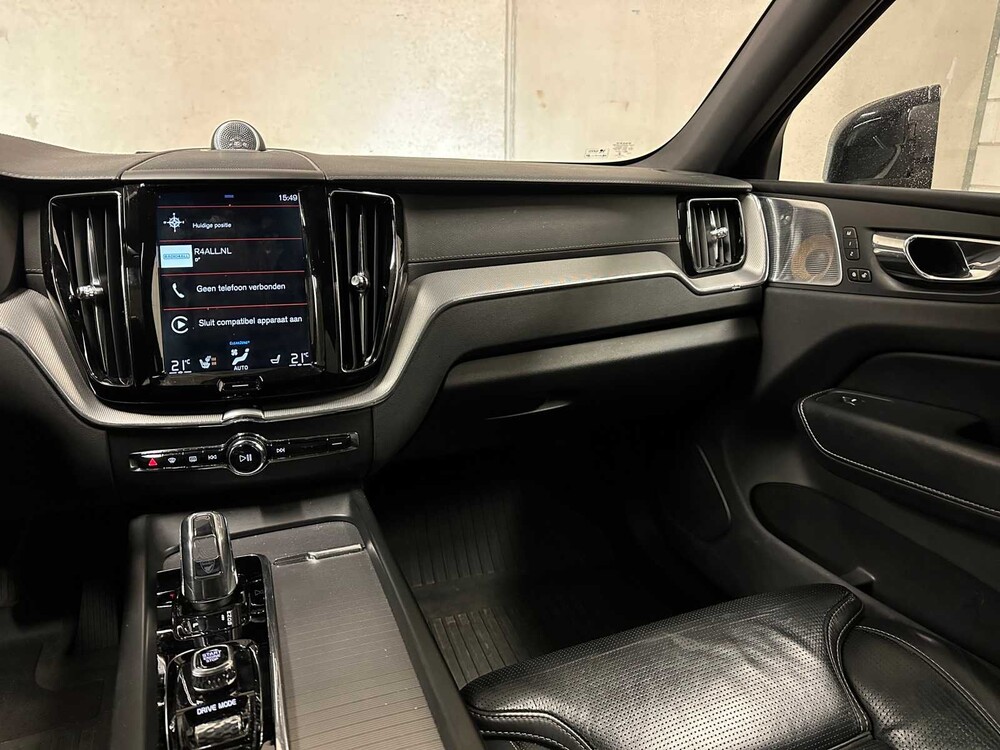 Volvo XC60 2.0 T8 Twin Engine AWD Beschriftung 320PS 2018 ORIG-NL, RT-437-X