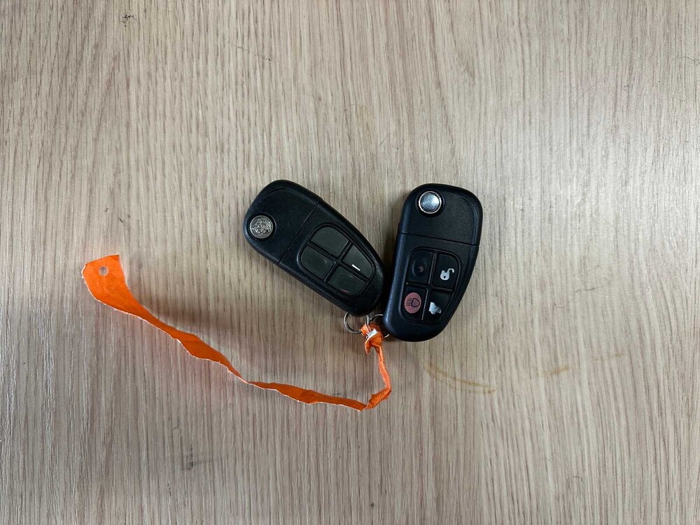 Jaguar XJ 2.7D V6 Sovereign 207PS 2006 ORIG-NL, 95-SJ-SN -Youngtimer-