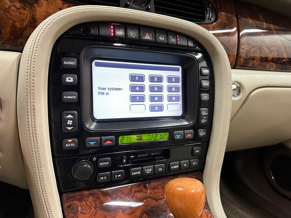 Jaguar XJ 2.7D V6 Sovereign 207PS 2006 ORIG-NL, 95-SJ-SN -Youngtimer-